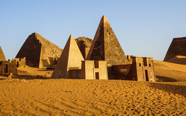 Flooding Nile Threatens Ancient Pyramids | Art & Object