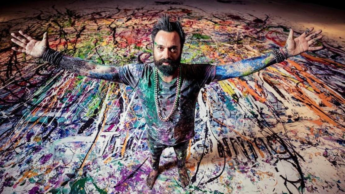 Artist Sacha Jafri Creates World s Largest Painting Art Object