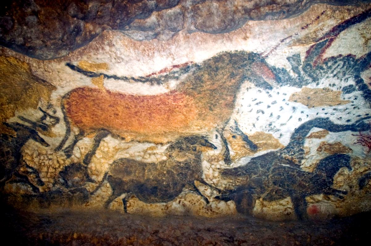 What Does Cave Art Tell Us About Early Humans Art Object   Lascauxii 