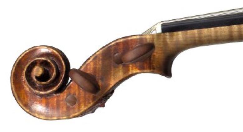 Niccolò Paganini’s “Il Cannone” violin