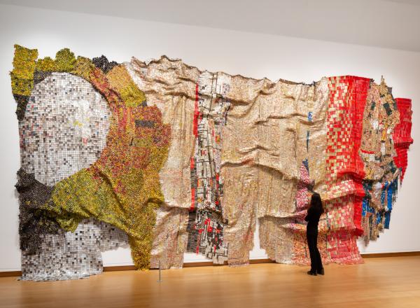 Large-scale el anatsui art work