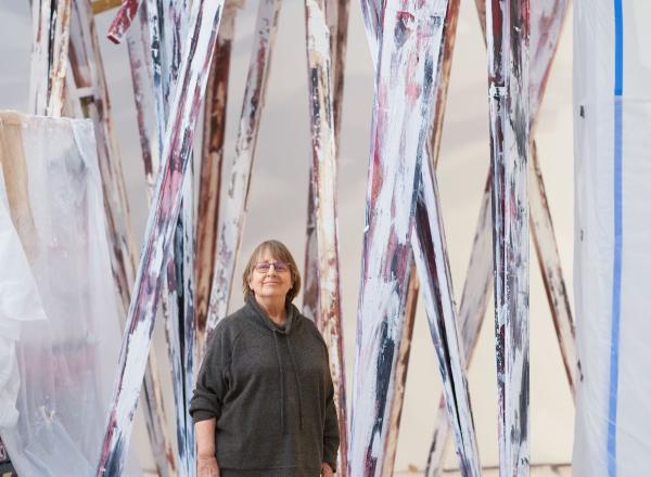 Phyllida Barlow, 2022 © Phyllida Barlow Courtesy the artist and Hauser & Wirth Photo: Elon Schoenholz