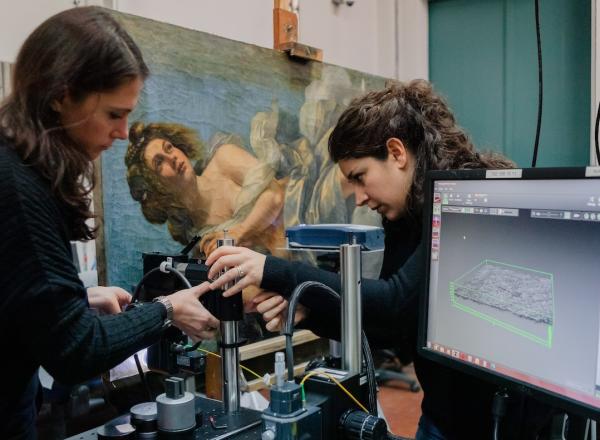 Restoration scientists at INO analyse Artemisias Inclination ph Olga Makarova Calliope Arts Archive