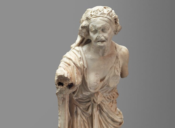 Statue of the so-called “Old Market Woman.” Roman copy of a Greek Hellenistic original, ca. 14-68 CE.