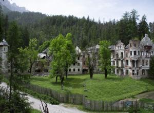 The Wildbad as it appears today (June 2024).