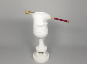 Laurent Craste Iconocraste au bat VII, 2024/25 Porcelain, glaze, and baseball bat 40 3/4 × 33 5/16 × 14 ¾ inches Courtesy of the artis