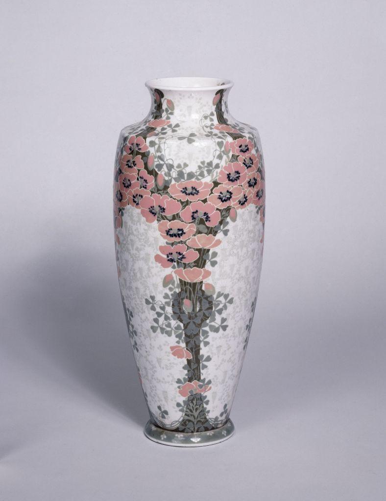 Sèvres Porcelain Manufactory (est. 1756), Vase decorated with Poppies, 1903