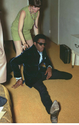 George Rodriguez, "David Ruffin of 'The Temptations', The Hyatt House Hotel, 1968"