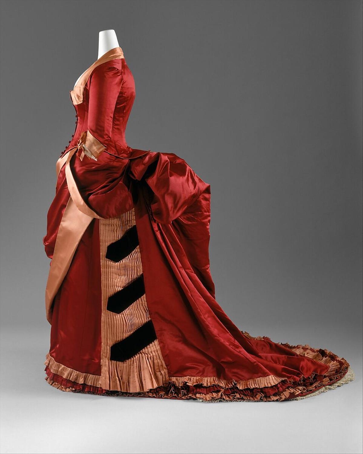 Madame Grapanche (American), Dinner Dress, 1884-1886. Silk, The Metropolitan Museum of Art, New York City, New York