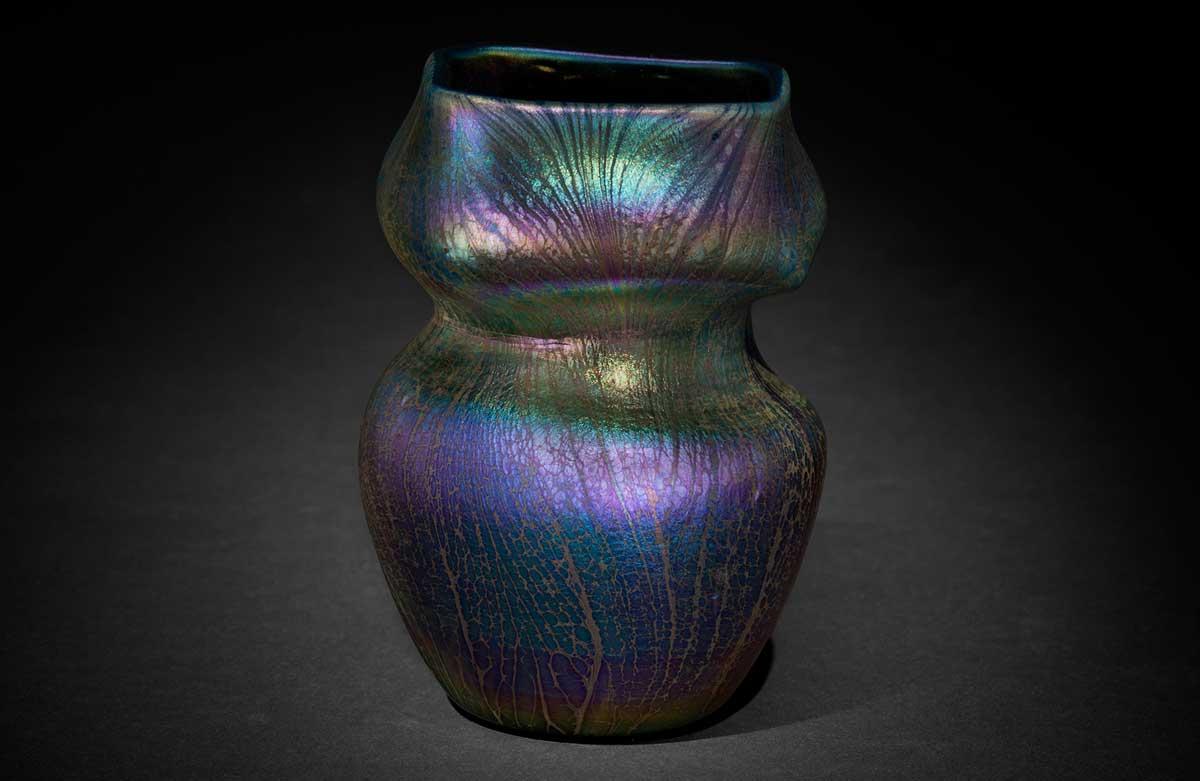Tiffany Glass and Decorating Company, Vase