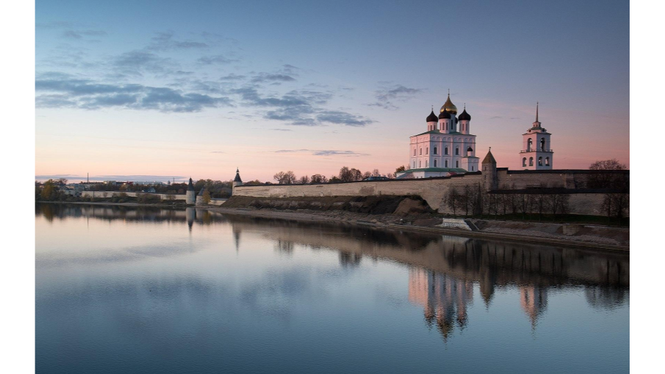 Pskov Krom, view from the Velikaya River