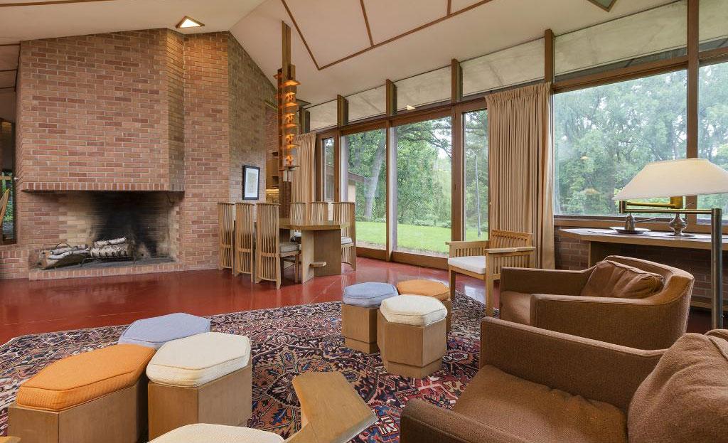 洋書 FRANK LLOYD WRIGHT INTERIORS AND FURNITU Frank Lloyd Wright Interior Style & Design: Ehrlich, Doreen
