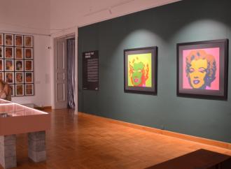 Prints by Andy Warhol in an exhibition in Krakow. License.