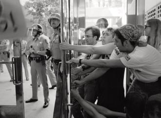 AB101 Demonstration, 1991 © Catherine Opie, courtesy Regen Projects, Los Angeles; Lehmann Maupin, New York, Hong Kong, London, and Seoul; Thomas Dane Gallery