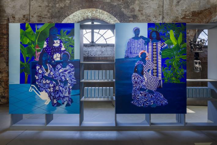 Installation view, Everything Precious is Fragile, 2024, Pavilion of Benin, 60th International Art Exhibition–La Biennale di Venezia. Moufouli Bello, détails "Egbe Modjisola", 2024.