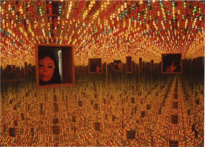 Yayoi Kusama, Infinity Mirrored Room-Love Forever, 1966/1994. Installation view, YAYOI KUSAMA, Le Consortium, Dijon, France, 2000.