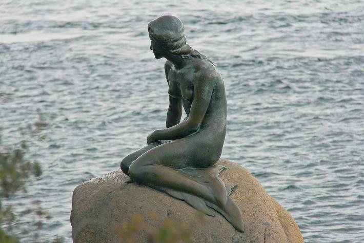 The Little Mermaid statue Copenhagen. Photo: Sharonang via Pixabay